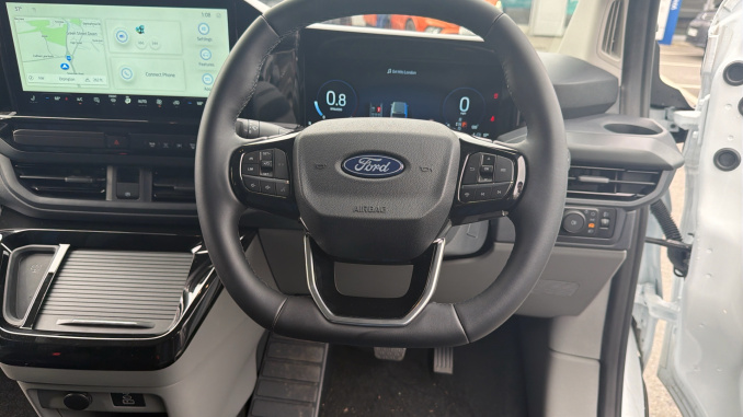 Ford Transit Custom 320 L1 Diesel Fwd 2.0 EcoBlue 170ps H1 Double Cab Van Sport Auto - Image 31